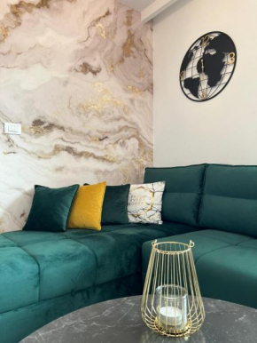 APARTMAN MONY